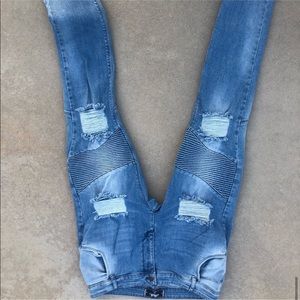 Bundle of 2 new jeans